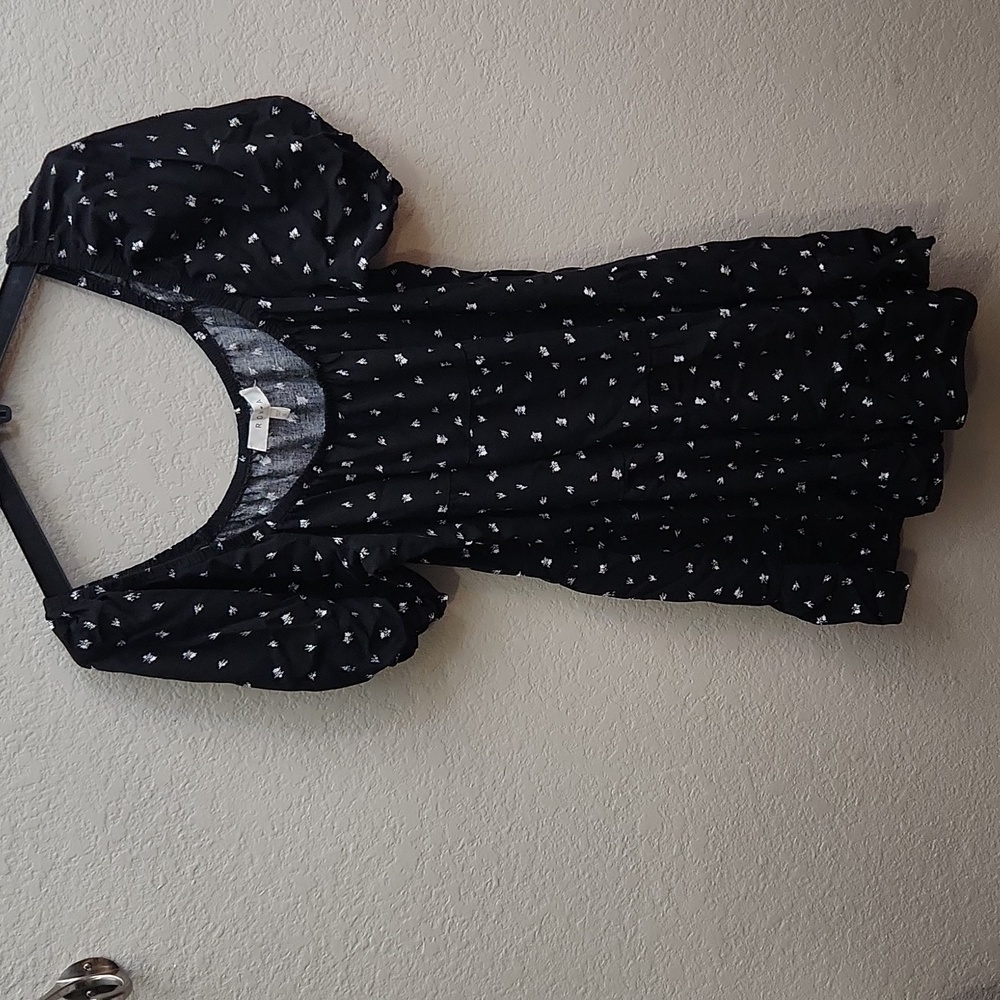 Row A Dress Size XL Puff Sleeve Babydoll Black White Flowers Tiered